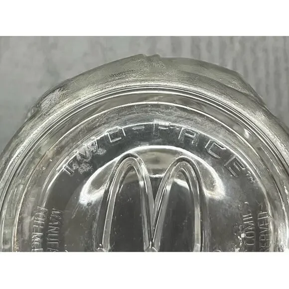 McDonalds VINTAGE 1995 Batman Forever Glass Mug Cup TWO-FACE - Picture 7 of 7